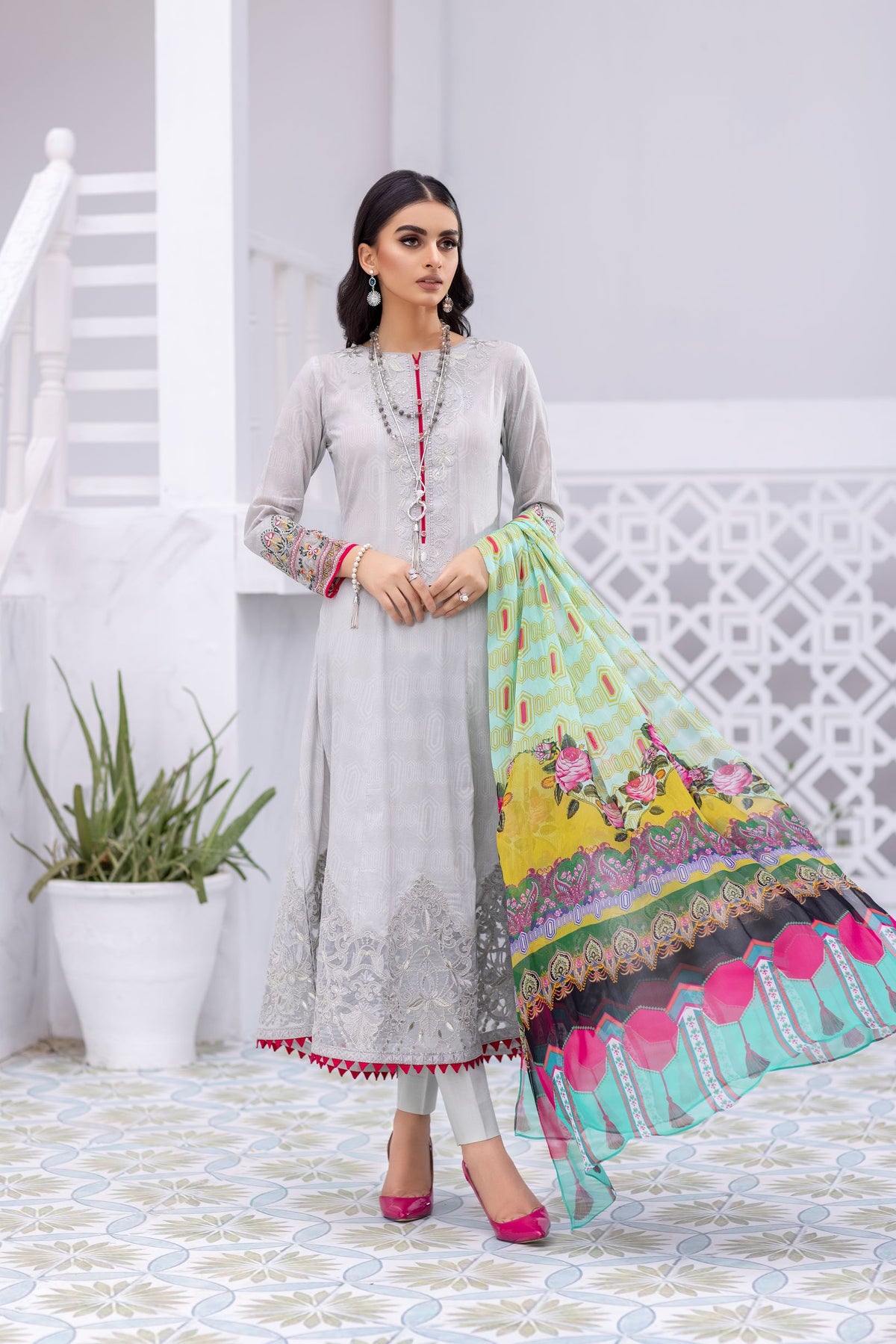 Flossie Unstitched 3 Piece Luxury Lawn Collection'2022-LL-104