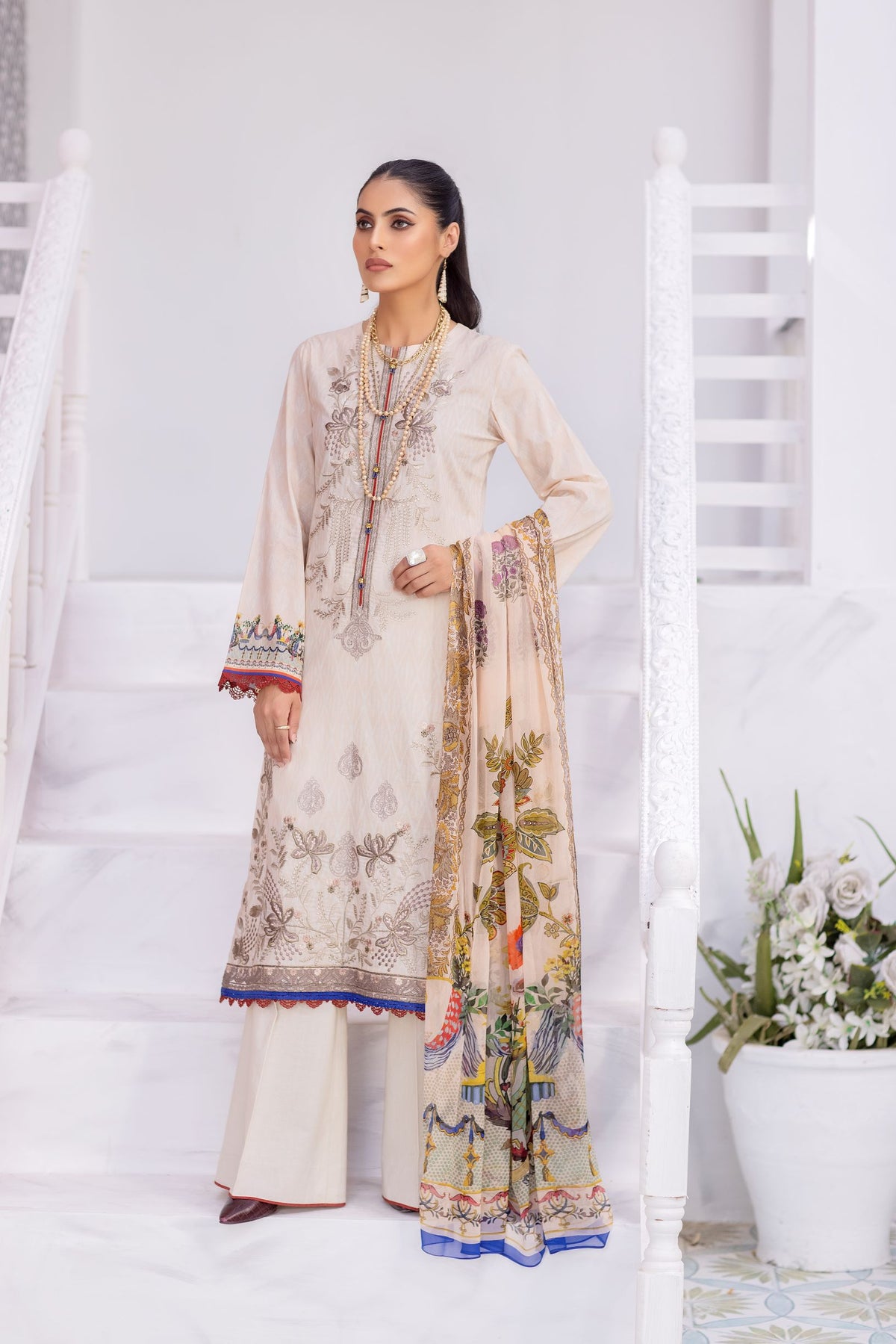 Flossie Unstitched 3 Piece Luxury Lawn Collection'2022-LL-109