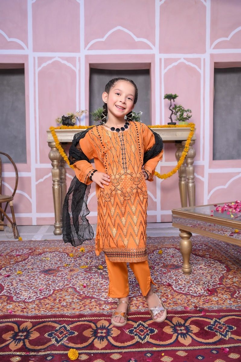 Meray Aangan Main Eid Ki Tayyari by Amna Khadija Kids Eid Collection'2023-MAE-07