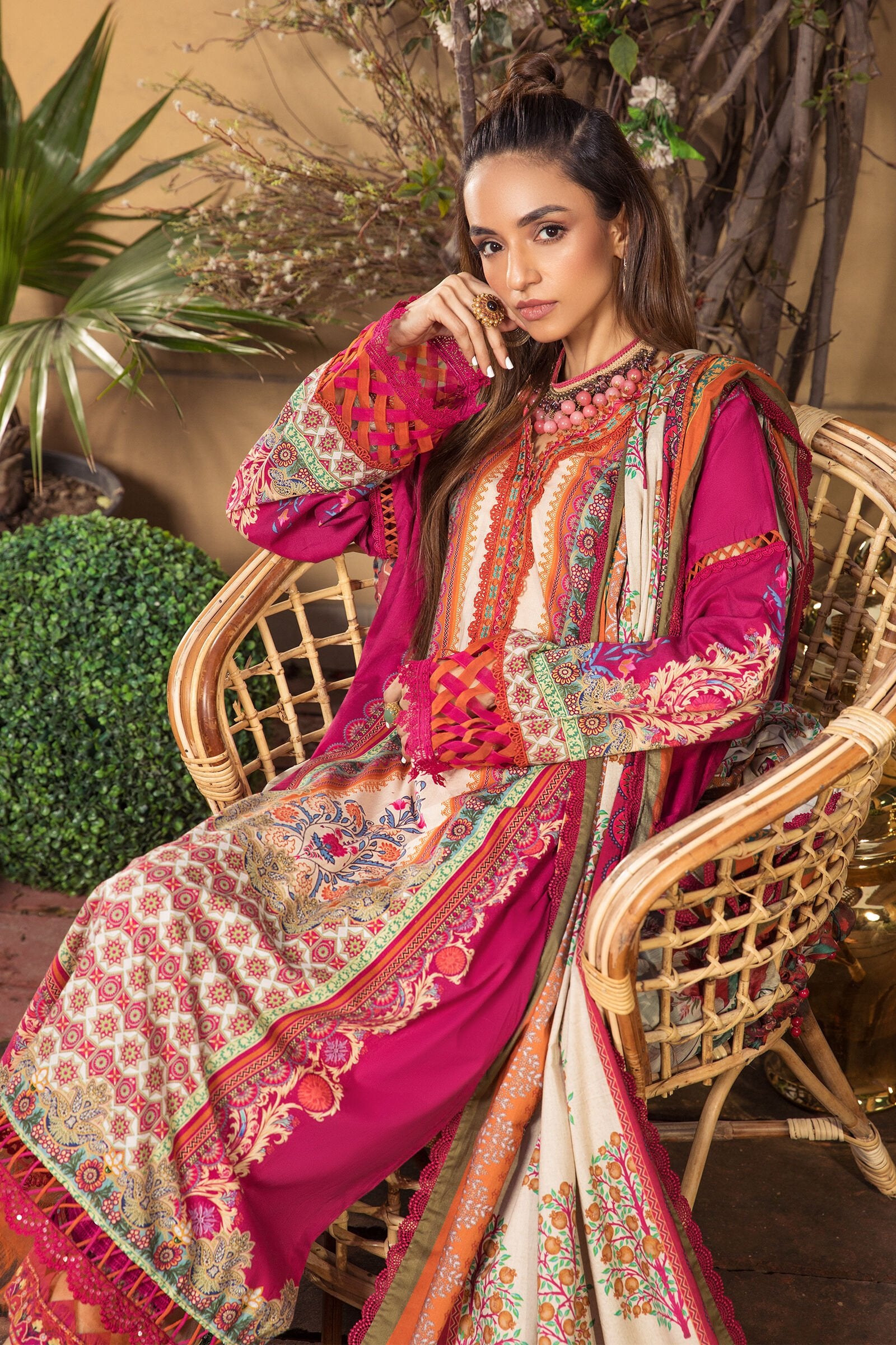 Maria b M Print Unstitched 3 Piece Lawn Collection'2022-MPT-1302-A