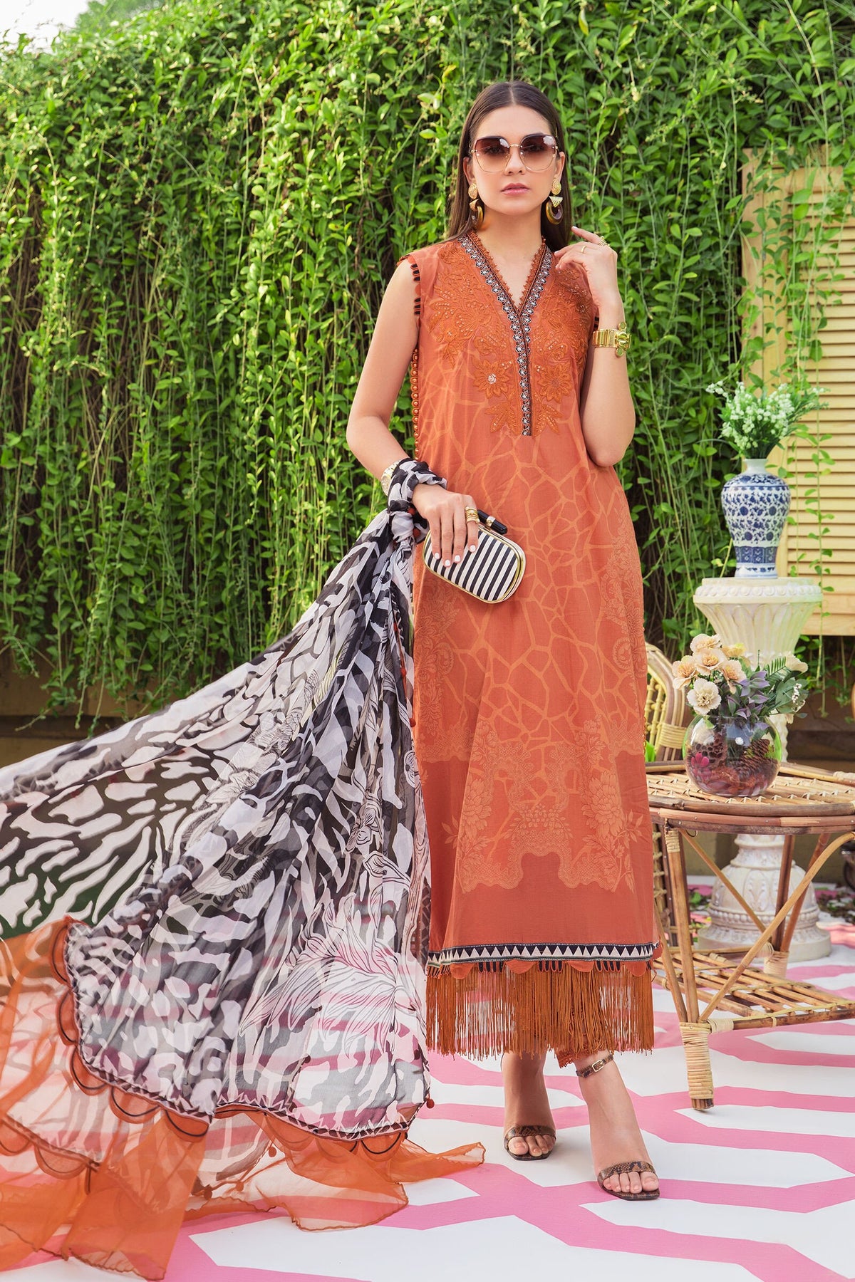 Maria b M Print Unstitched 3 Piece Lawn Collection'2022-MPT-1310-B