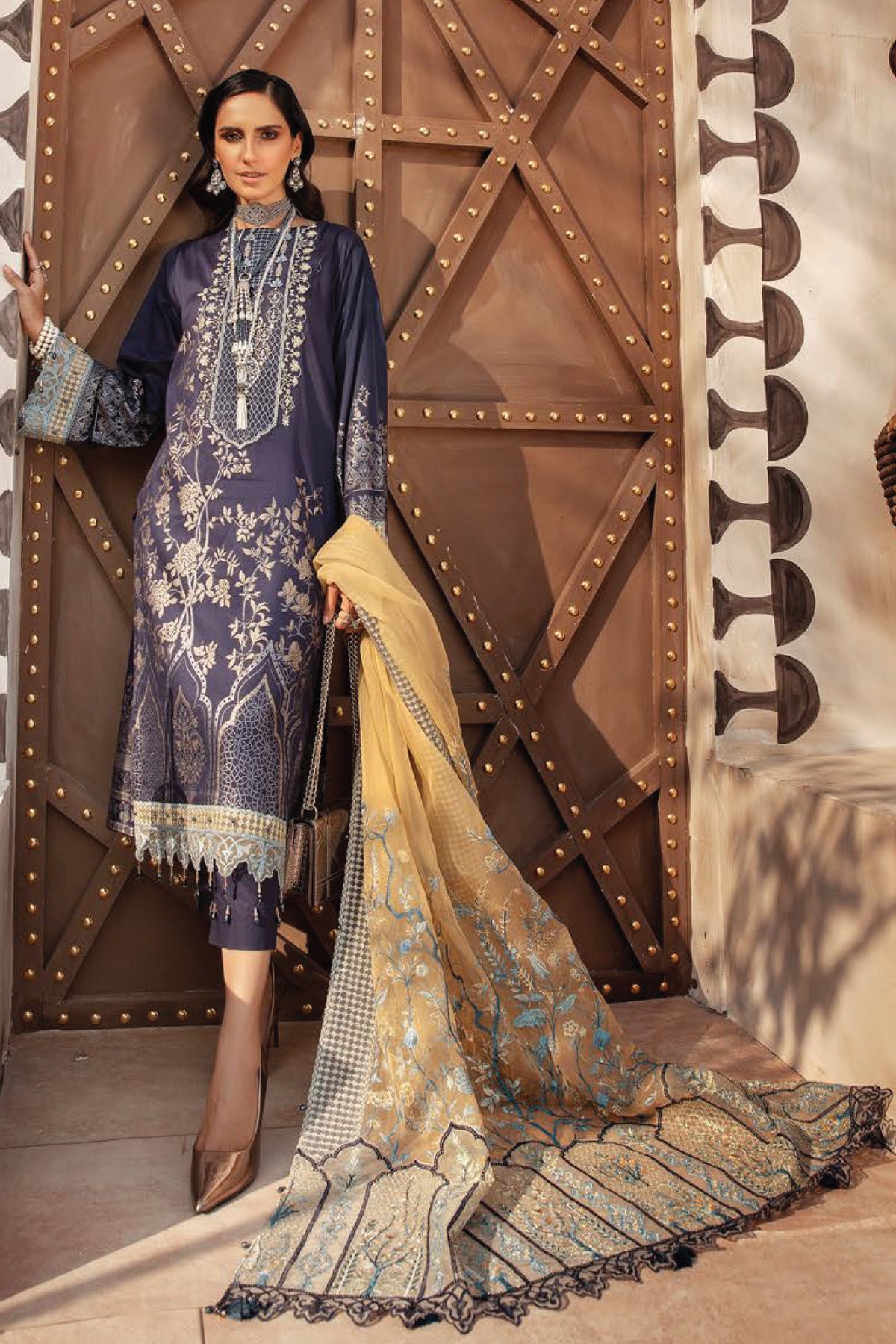 Muscari Unstitched 3 Piece Luxury Lawn Collection'2022-MSC-102