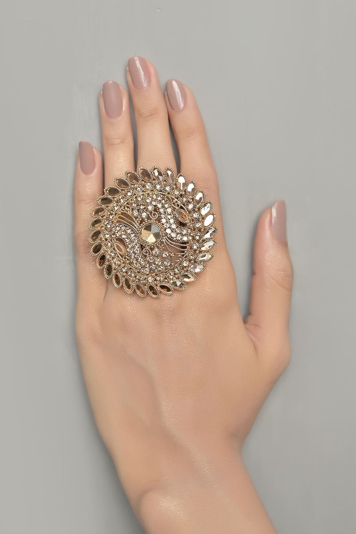 Beautiful Adjustable Ring-OLJ-446-Golden And Champagne