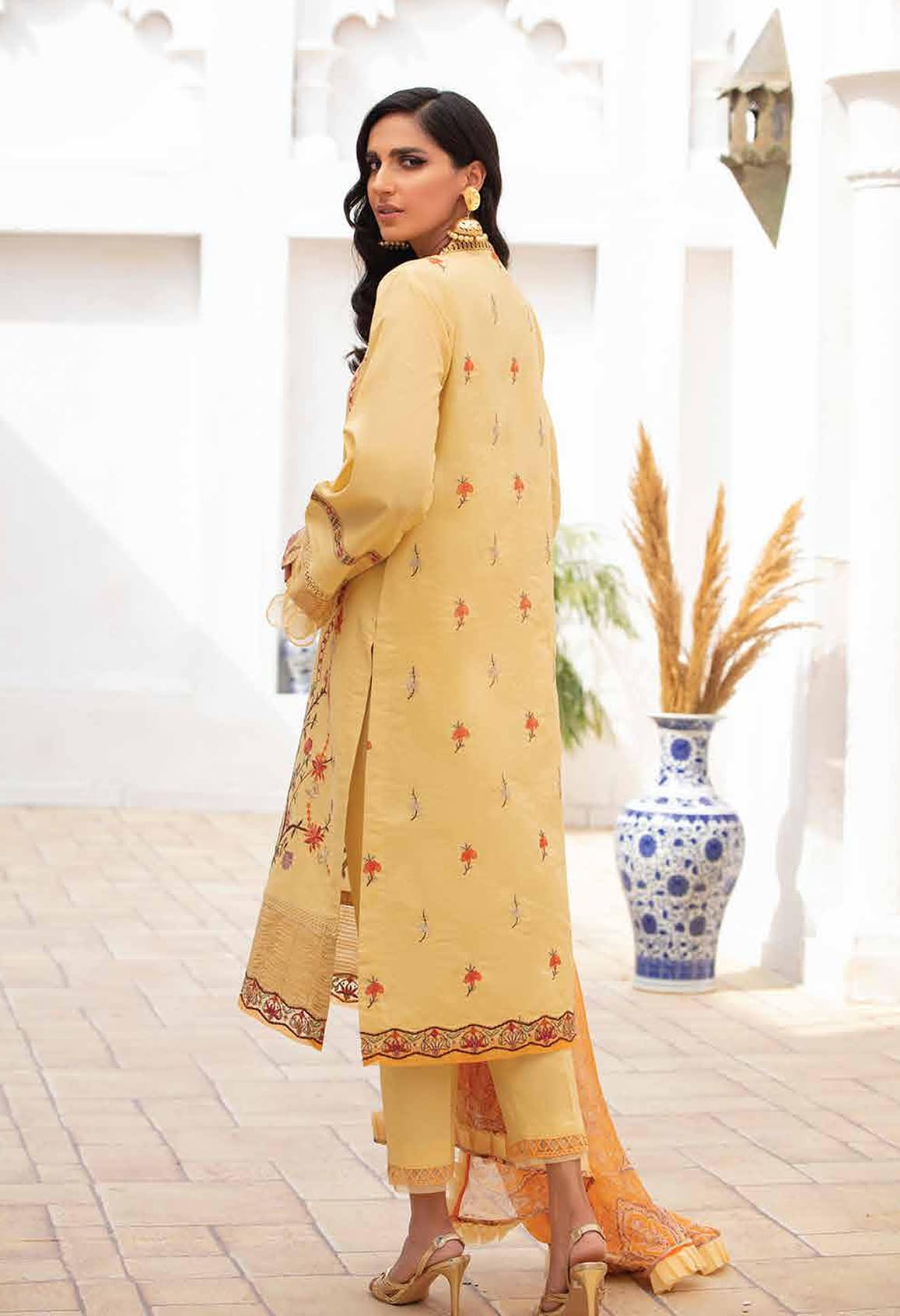 Roheenaz Unstitched 3 Piece Spring Summer Vol-01 Collection'2022-RNZ-06-B