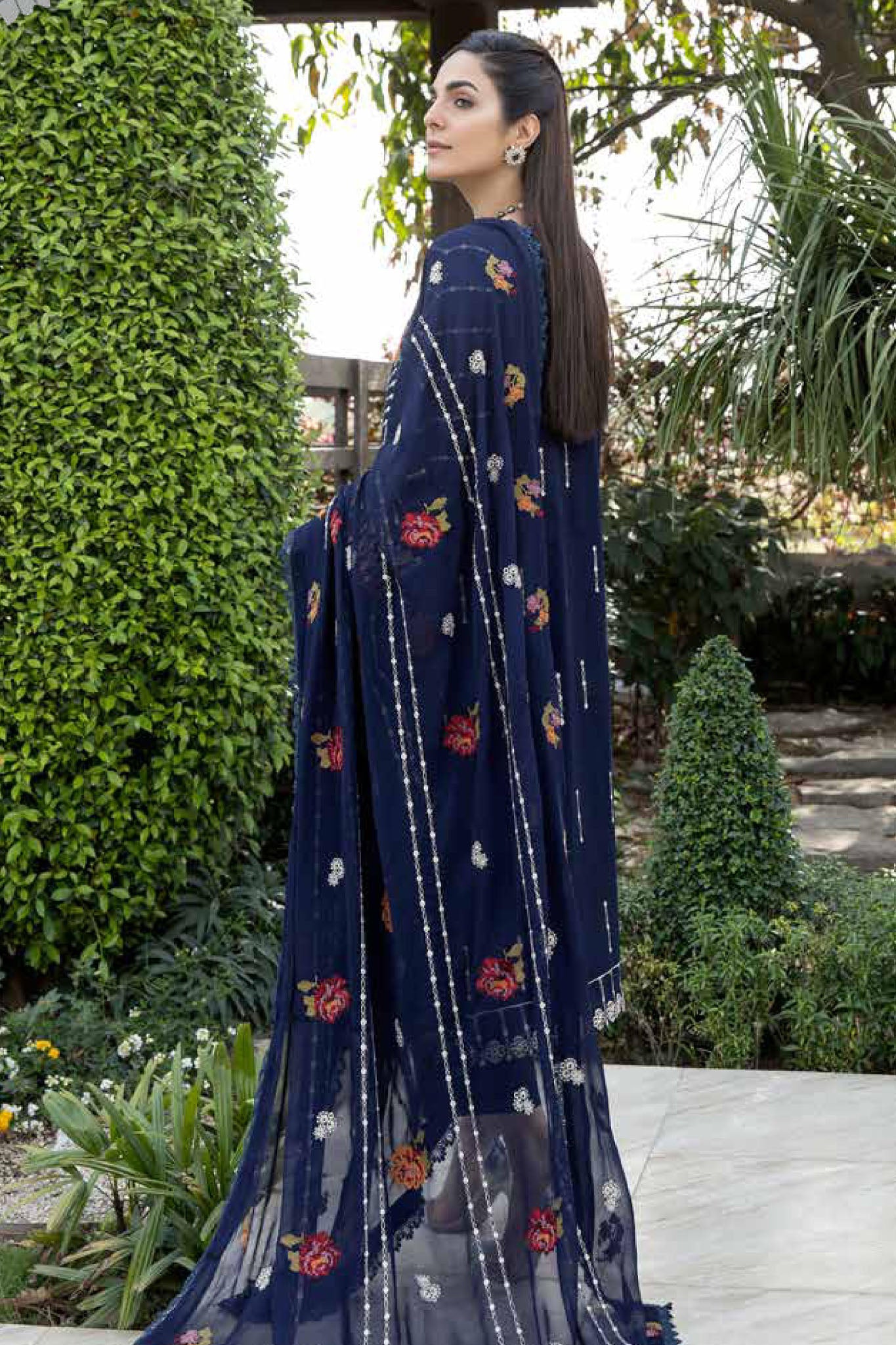 Mehtaab by Marjjan Unstitched 3 Piece Embroidered Lawn'2022-SMC-67