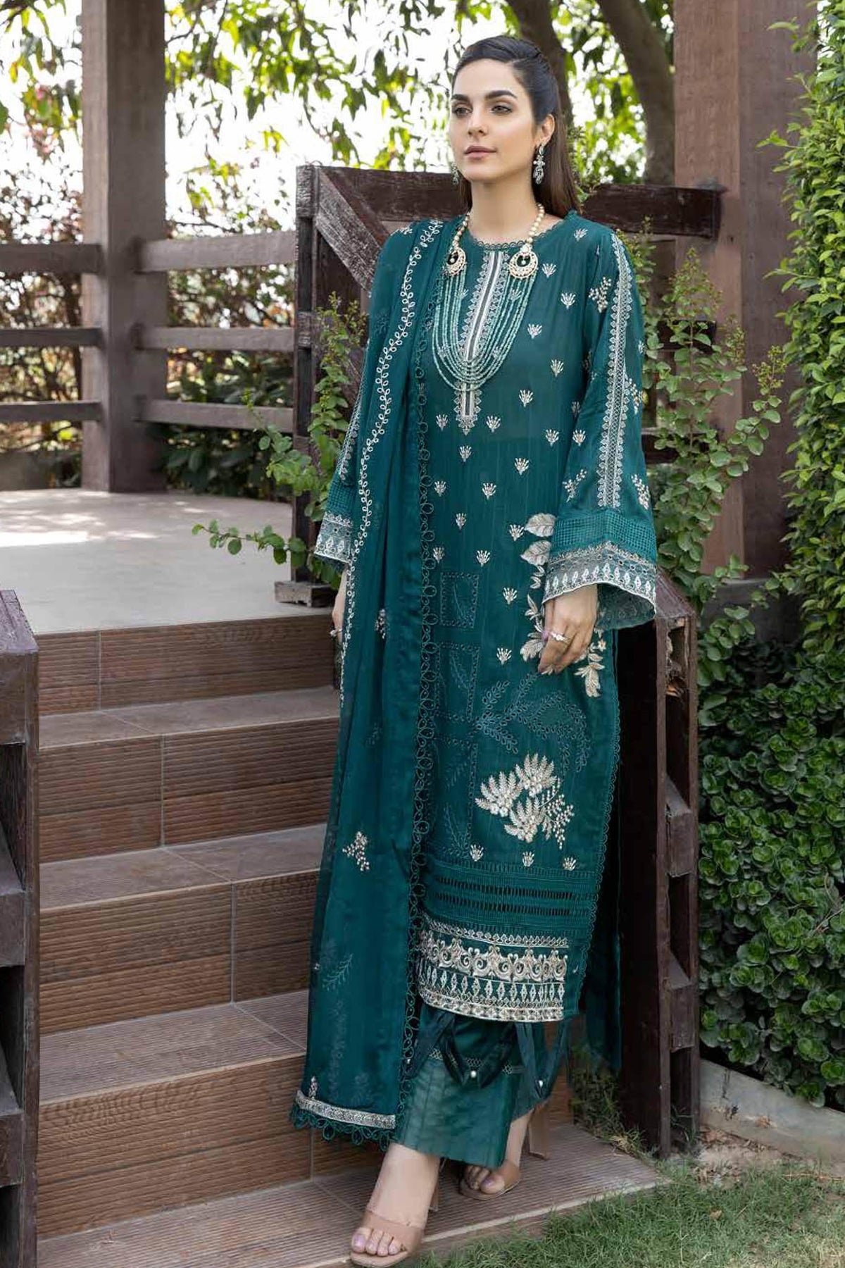 Mehtaab by Marjjan Unstitched 3 Piece Embroidered Lawn'2022-SMC-73