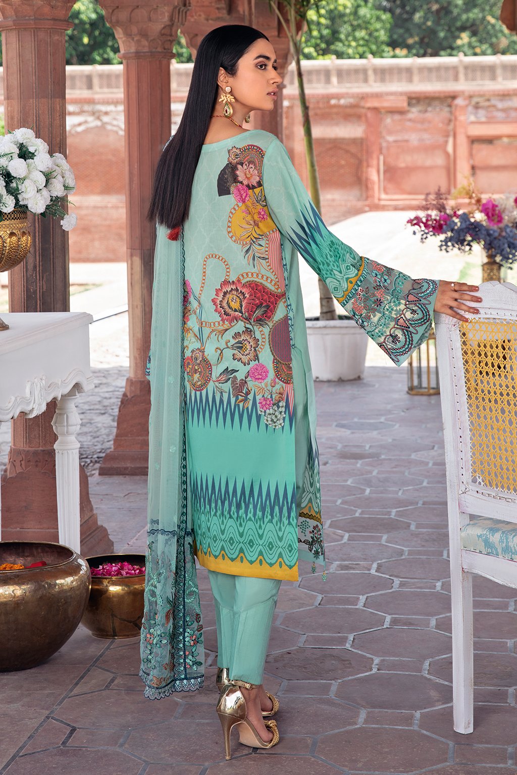 Andaaz By Ramsha Unstitched 3 Piece Luxury Lawn Vol-01 Collection'2021-Z-110